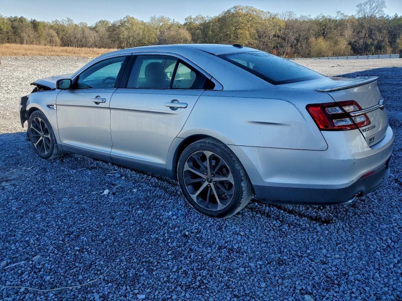 2016 Ford Taurus sel