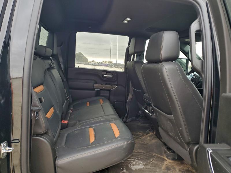 2022 GMC Sierra K2500 AT4