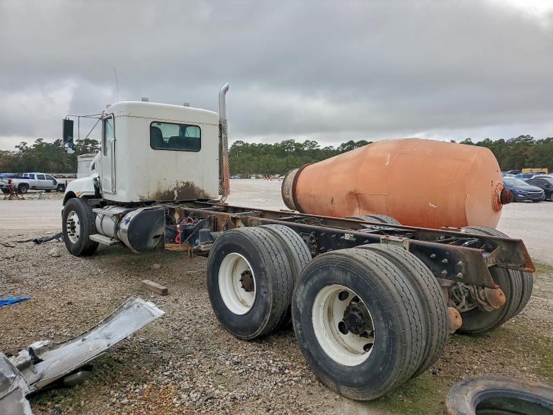 2016 Kenworth T370 Truck Cab AND Chassis