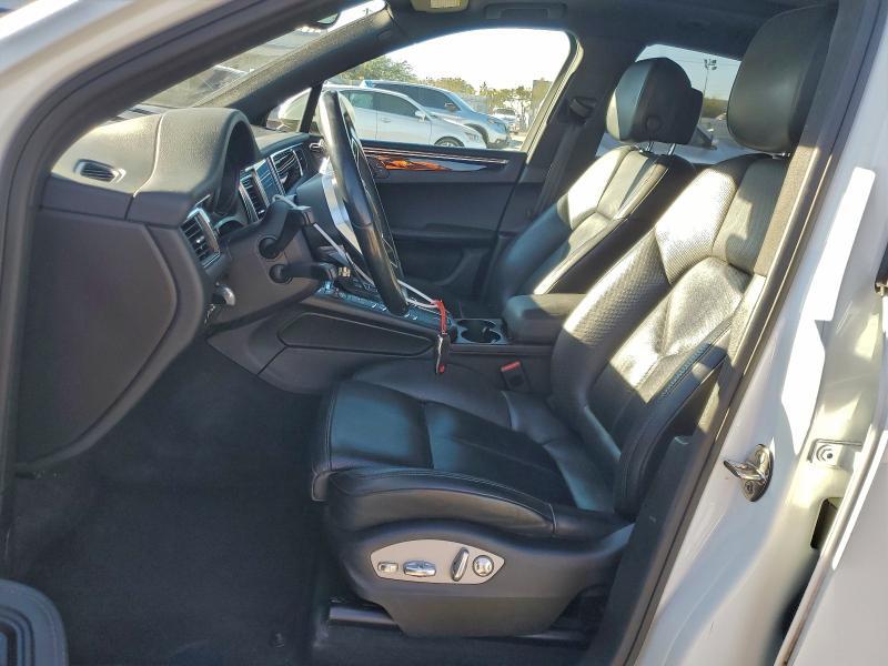 2018 Porsche Macan s