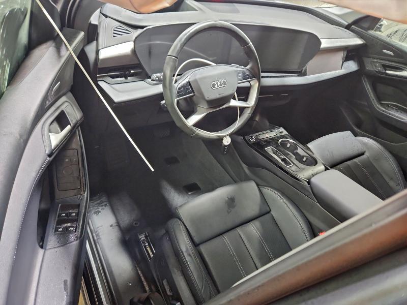 2025 Audi Q6 E-tron Prestige