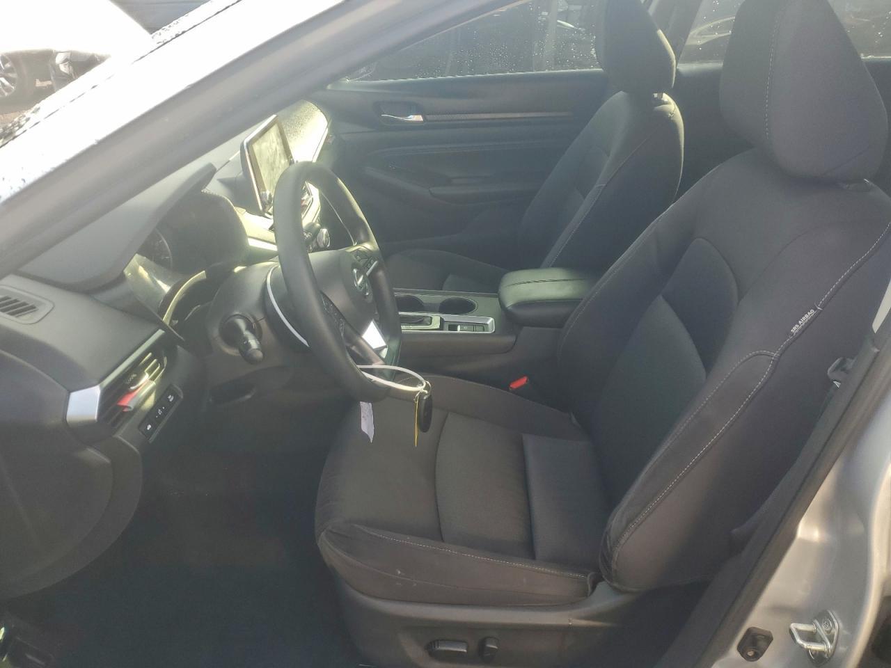 2019 Nissan Altima s