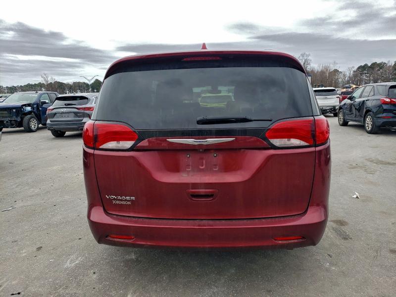 2020 Chrysler Voyager lxi