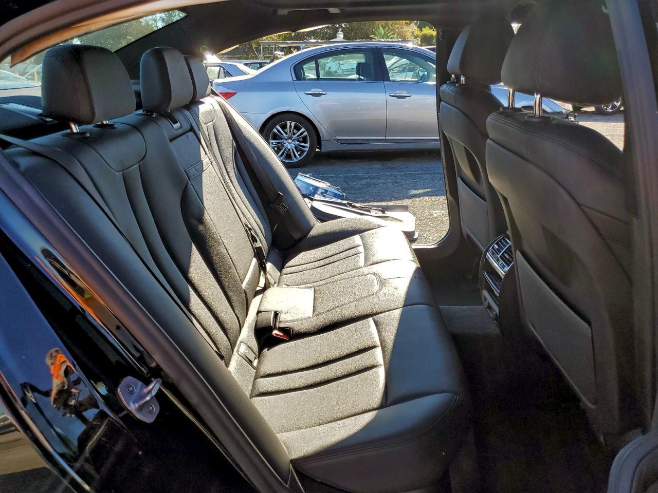 2019 BMW 530e