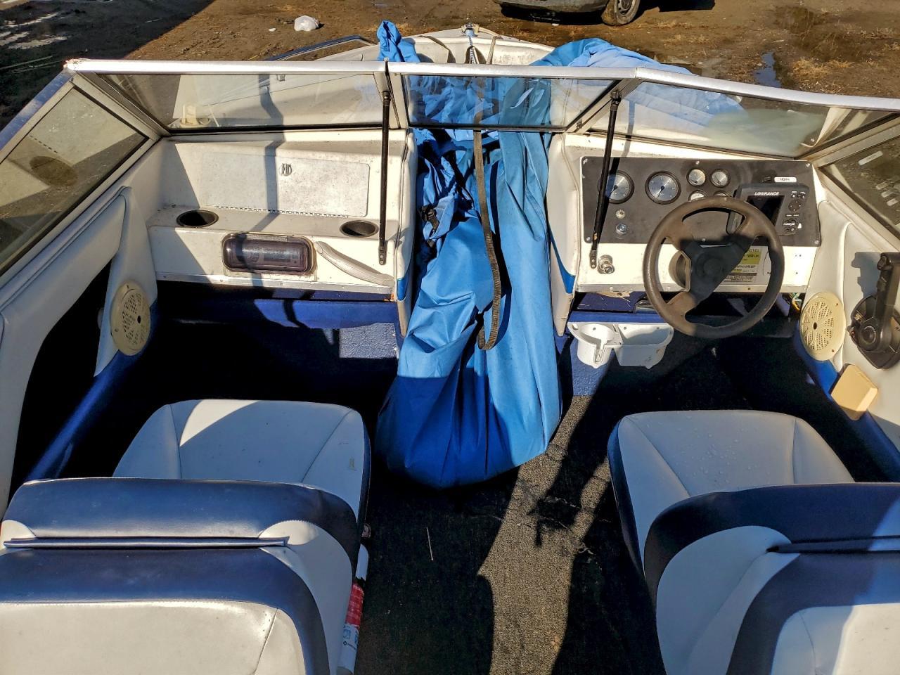 1998 Bayliner Boat-Boat