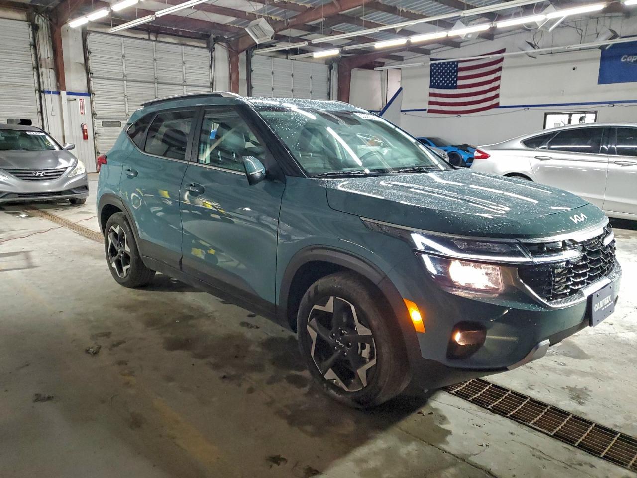 2025 KIA Seltos ex
