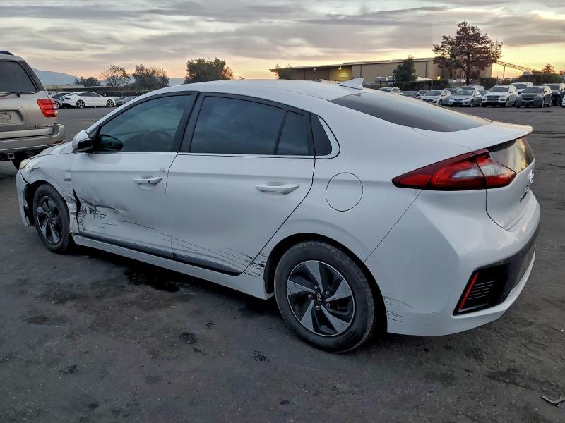 2017 Hyundai Ioniq Hybrid sel