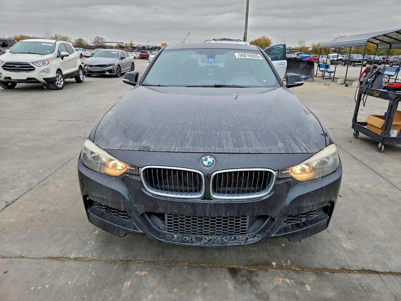 2013 BMW 328 i