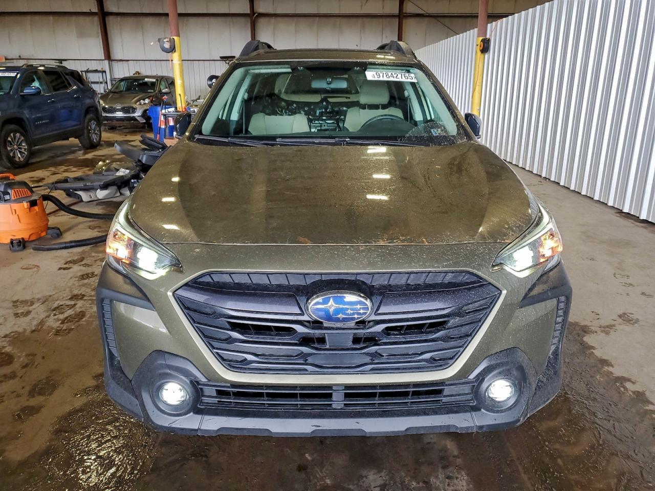2024 Subaru Outback Premium