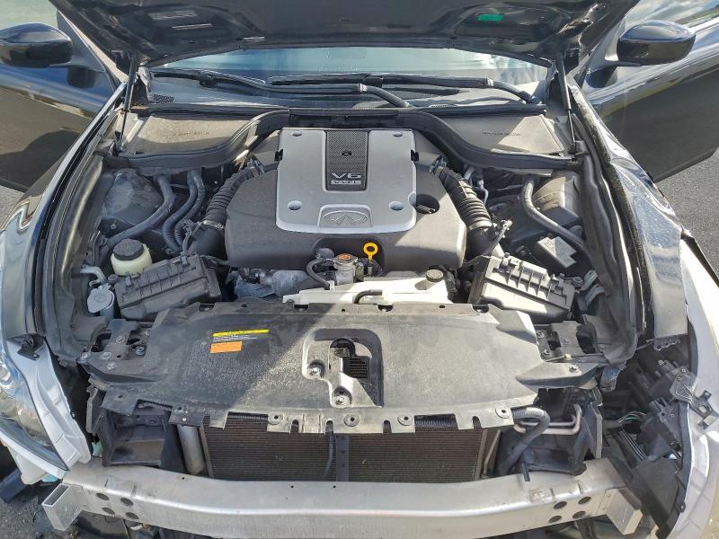 2015 Infiniti Q60
