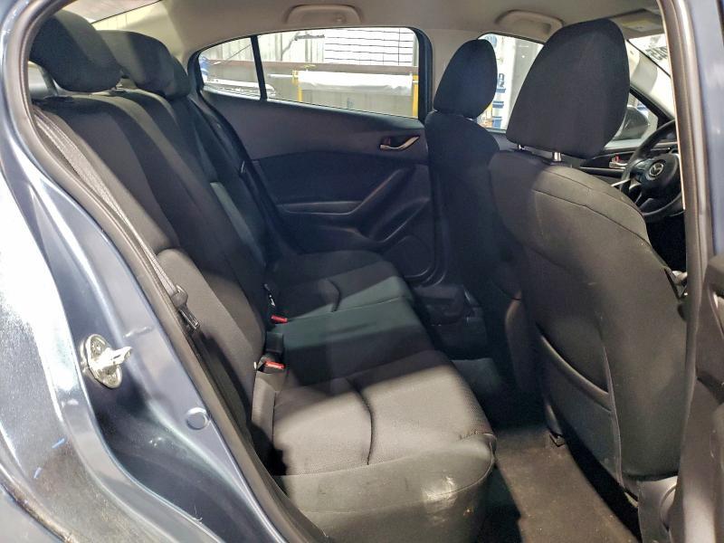 2015 Mazda 3 Sport