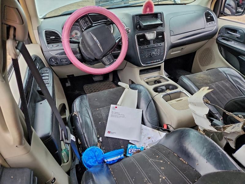 2016 Chrysler Town & Country Limited