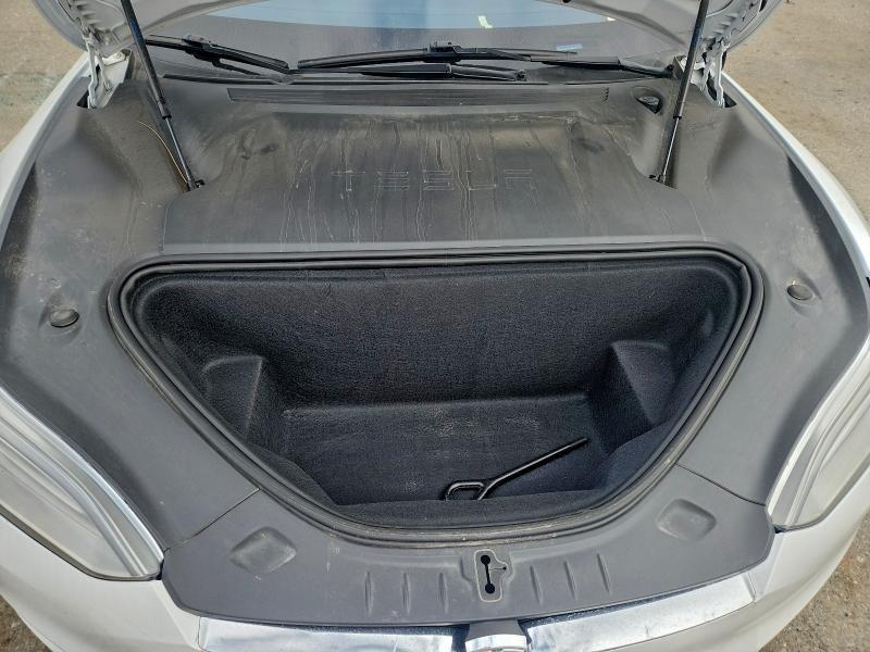 2020 Tesla Model s