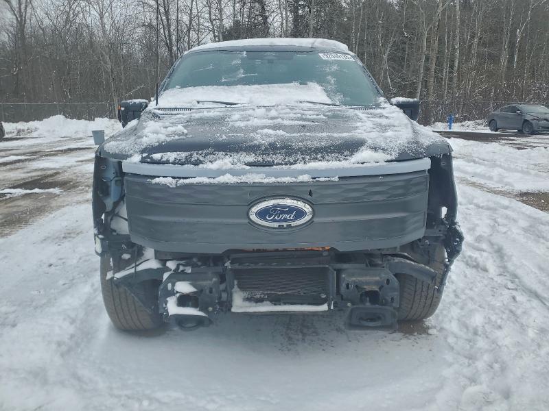 2022 Ford F150 Lightning pro