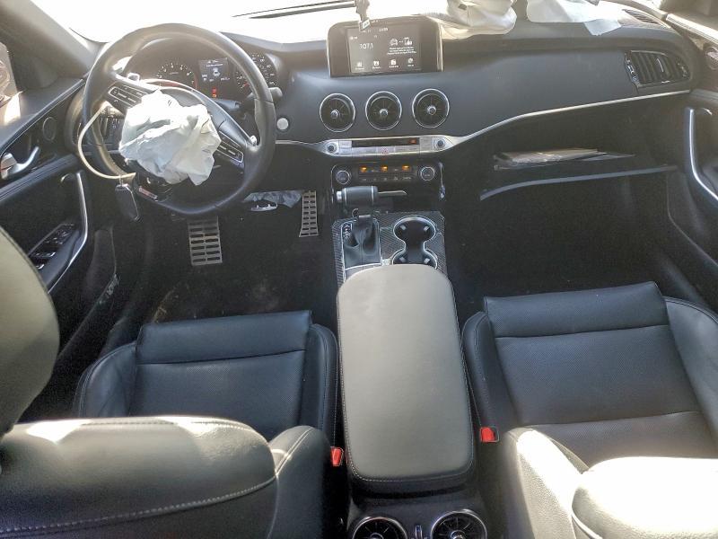 2020 KIA Stinger