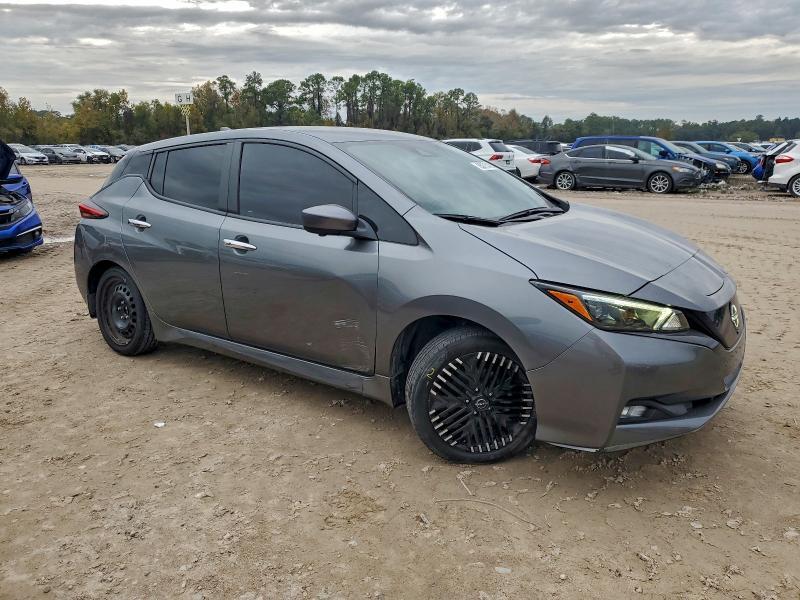 2024 Nissan Leaf sv Plus