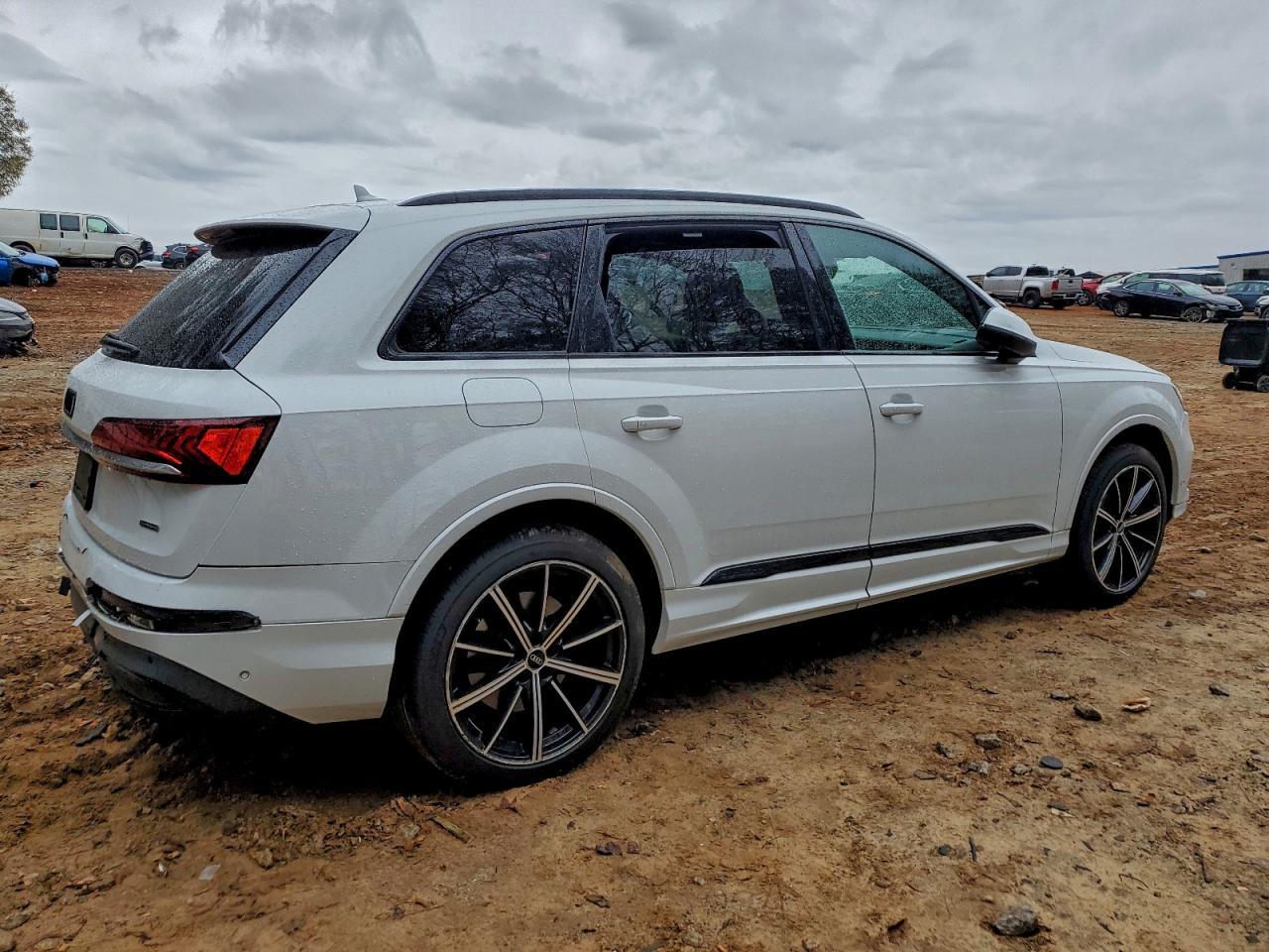 2021 Audi Q7