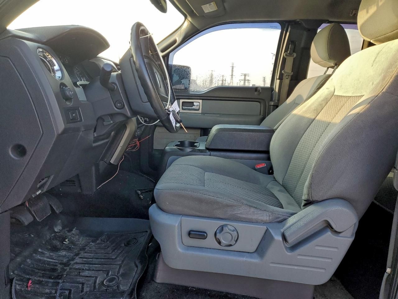 2011 Ford F150 Super cab