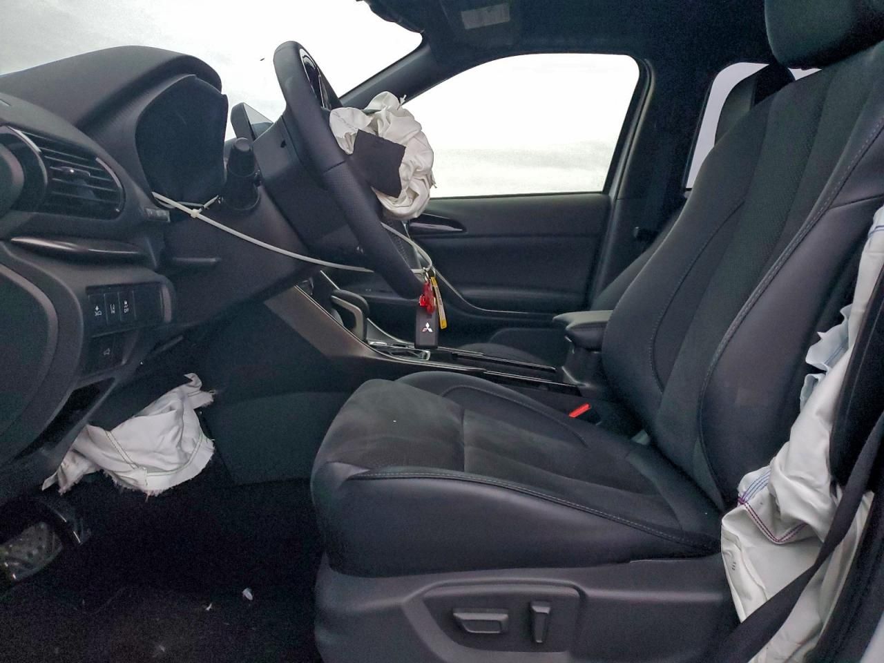 2025 Mitsubishi Eclipse Cross se