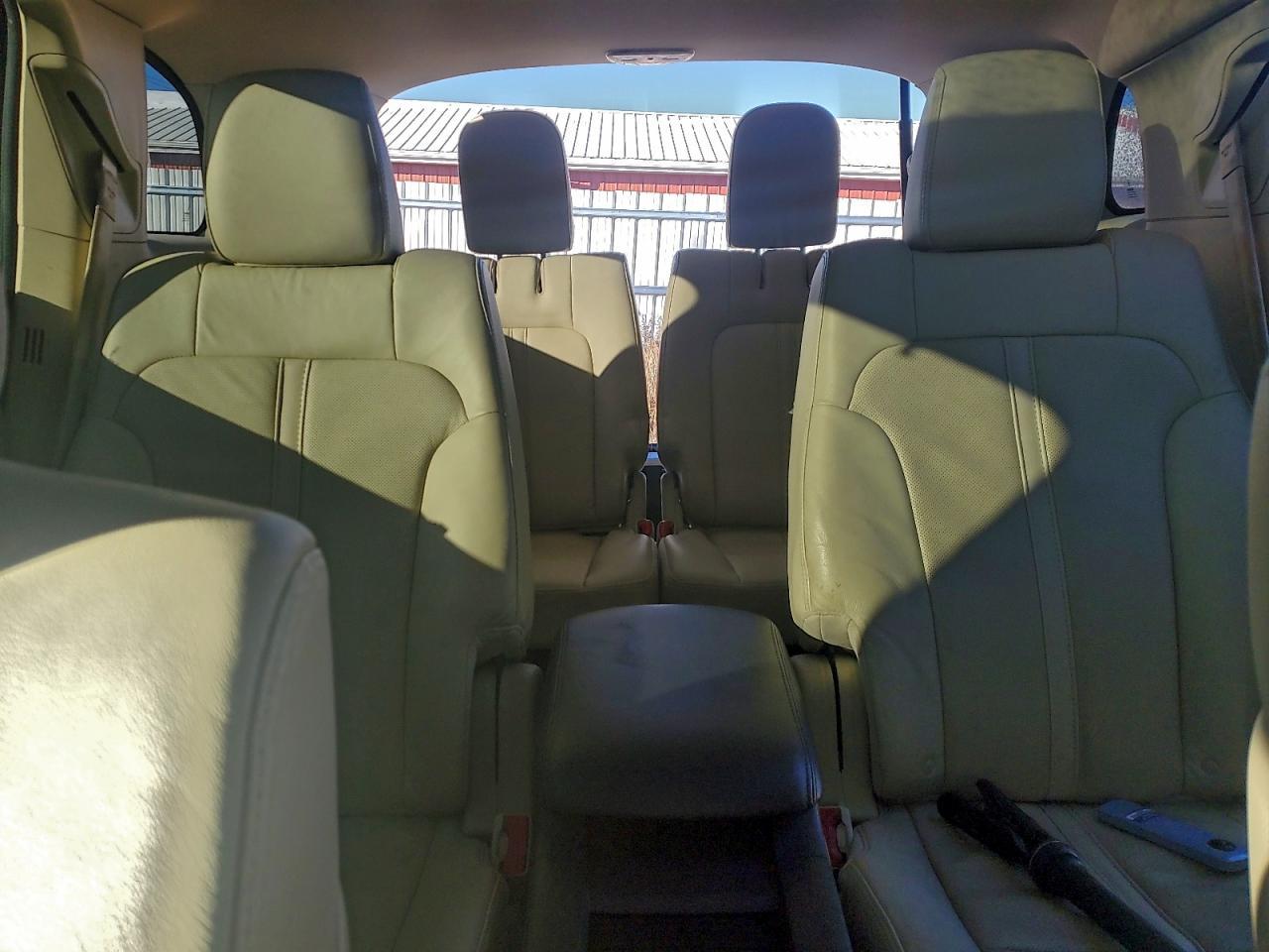2014 Lincoln MKT
