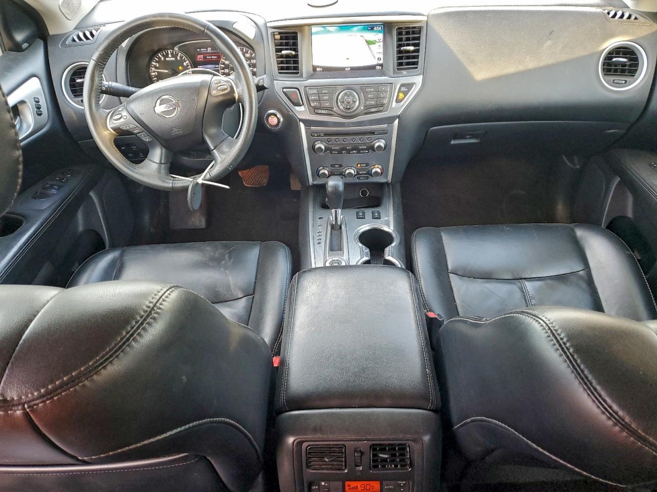 2017 Nissan Pathfinder s