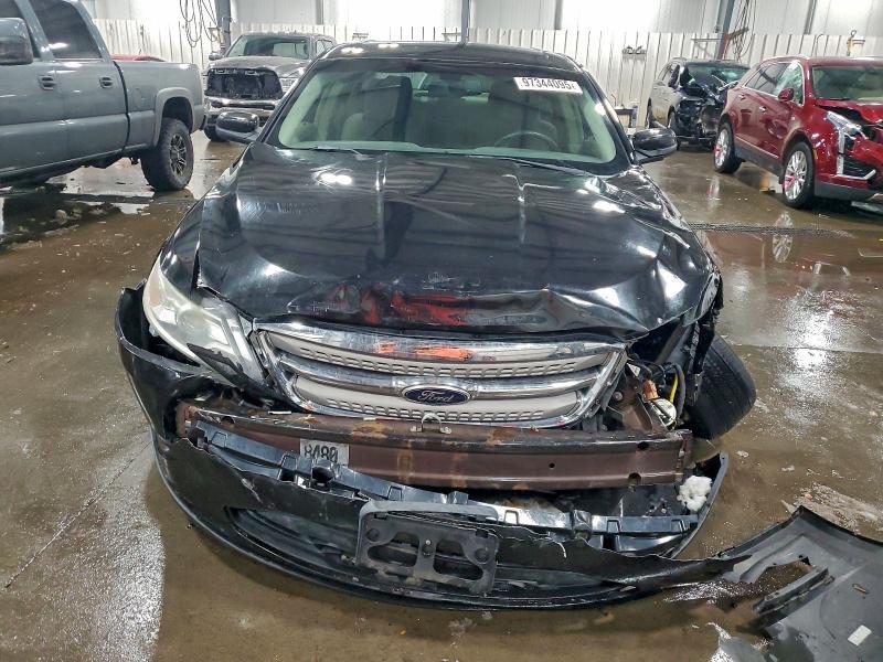 2010 Ford Taurus sel