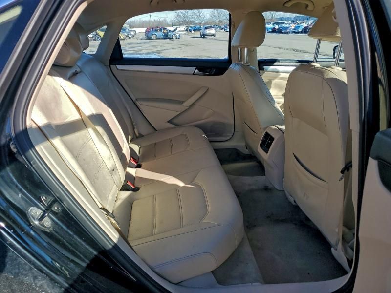 2013 Volkswagen Passat se