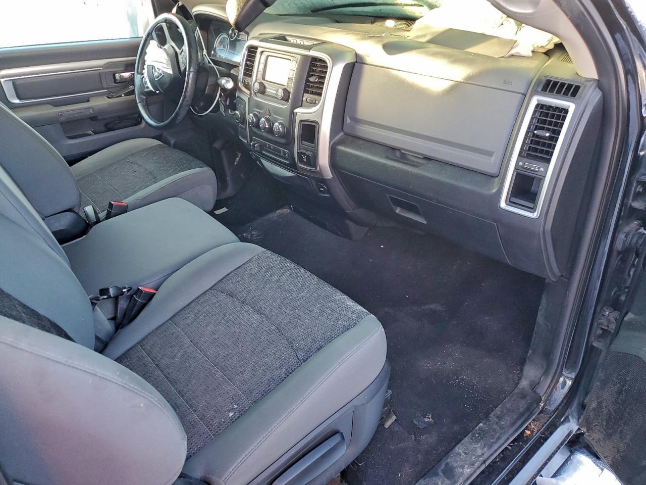 2016 Dodge Ram 2500 slt