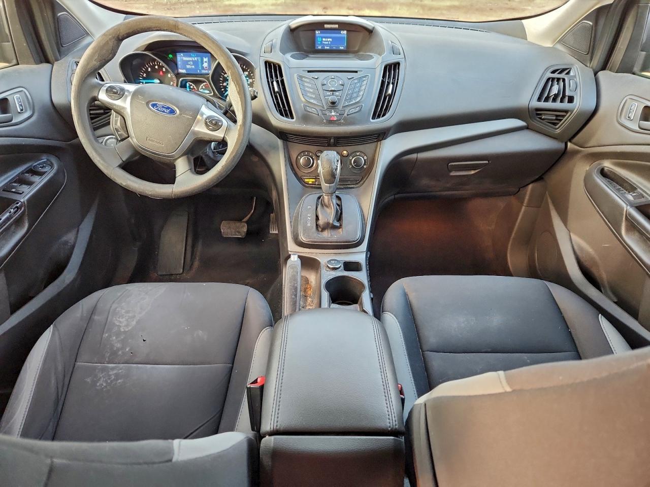 2015 Ford Escape s
