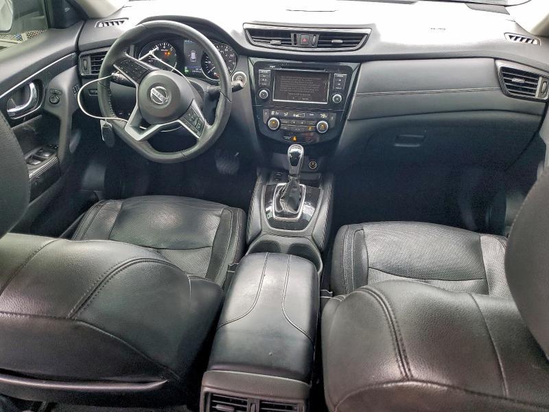2020 Nissan Rogue s