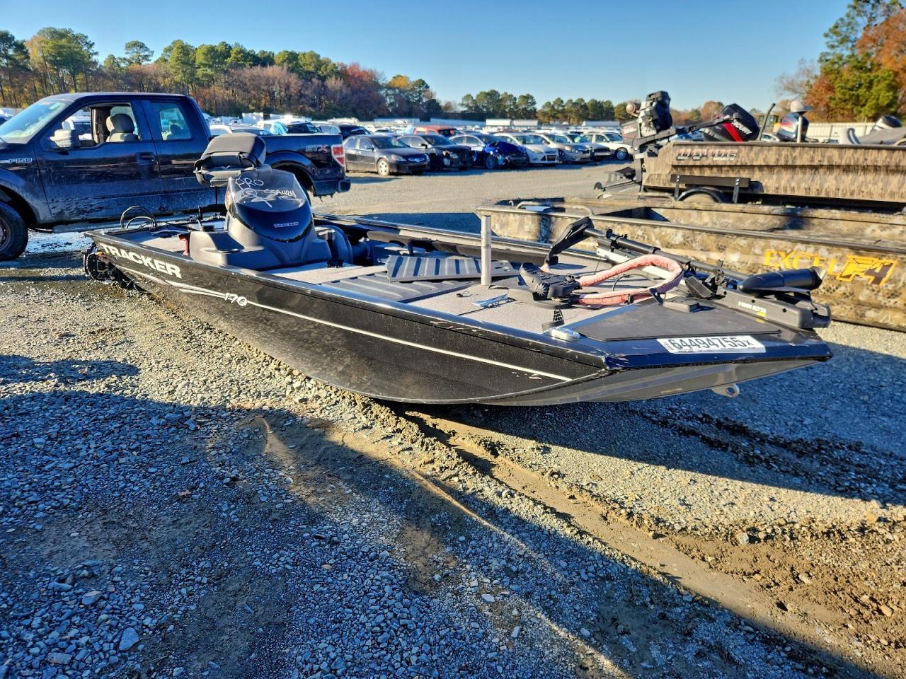 2024 PRO 2024 Tracker PRO 170-Boats Boat