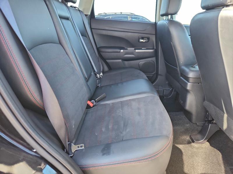 2022 Mitsubishi Outlander Sport se
