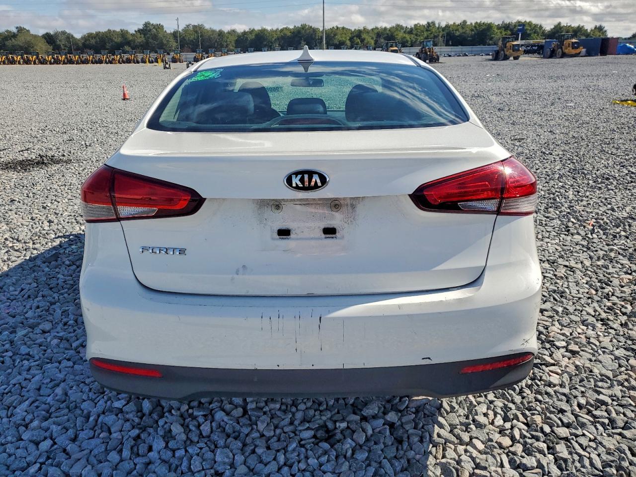2017 KIA Forte lx