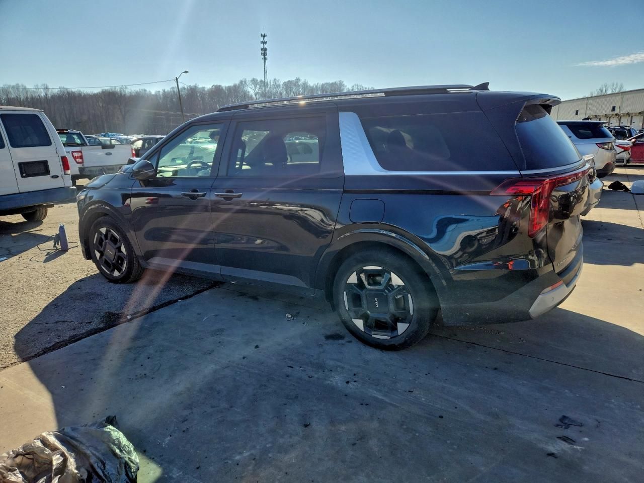 2025 KIA Carnival ex