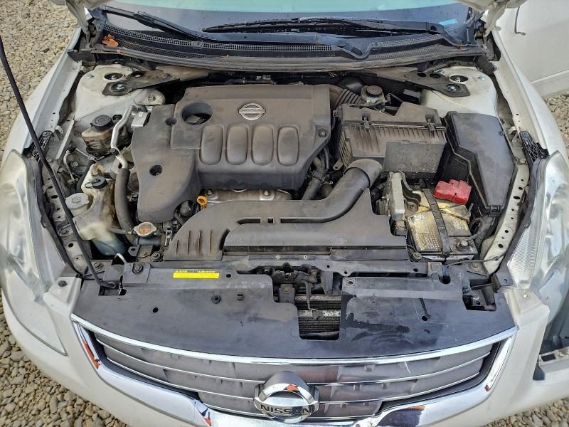 2010 Nissan Altima Base