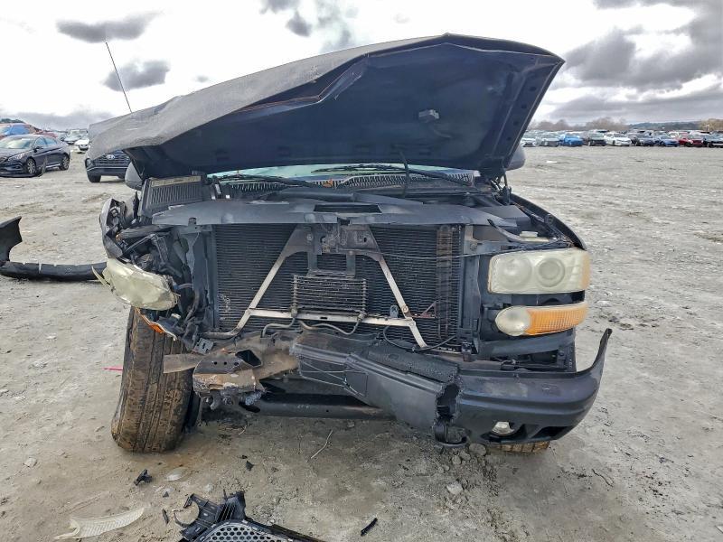 2002 GMC Denali xl K1500