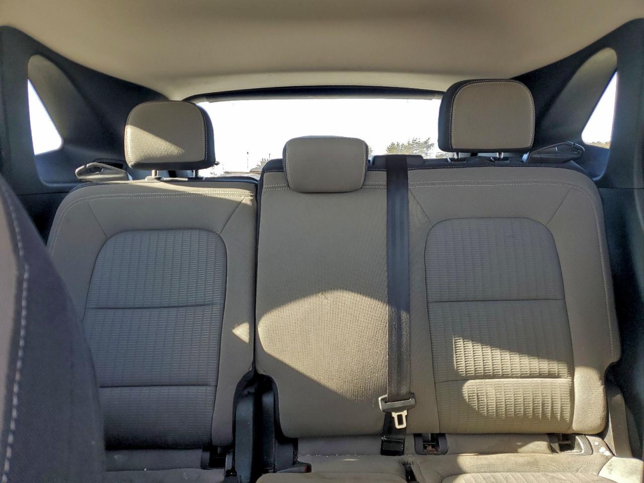 2022 Ford Escape s