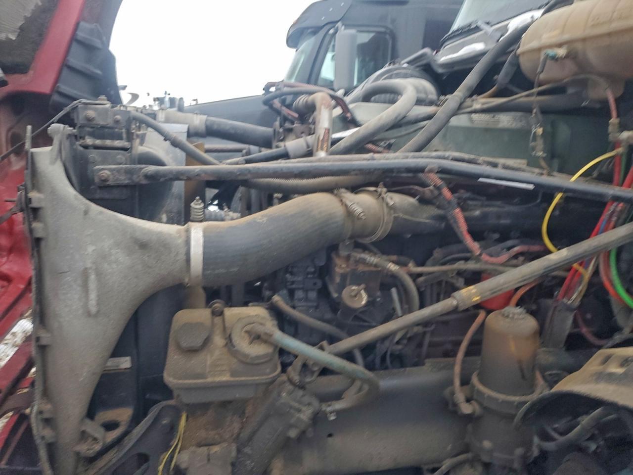 2007 Freigliner 2007 Freightliner Columbia 120 Semi Truck
