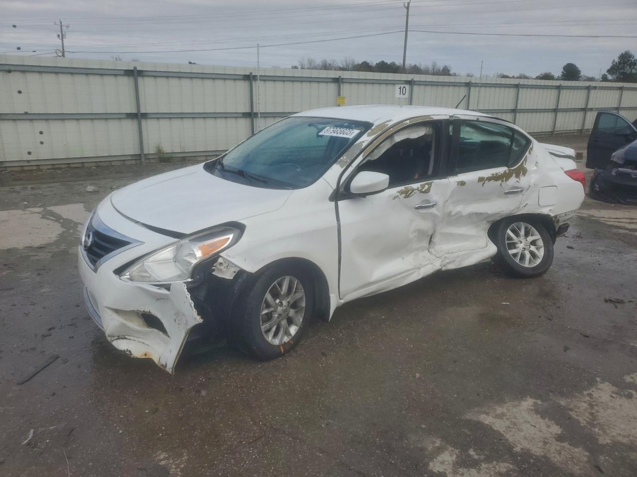 2017 Nissan Versa s