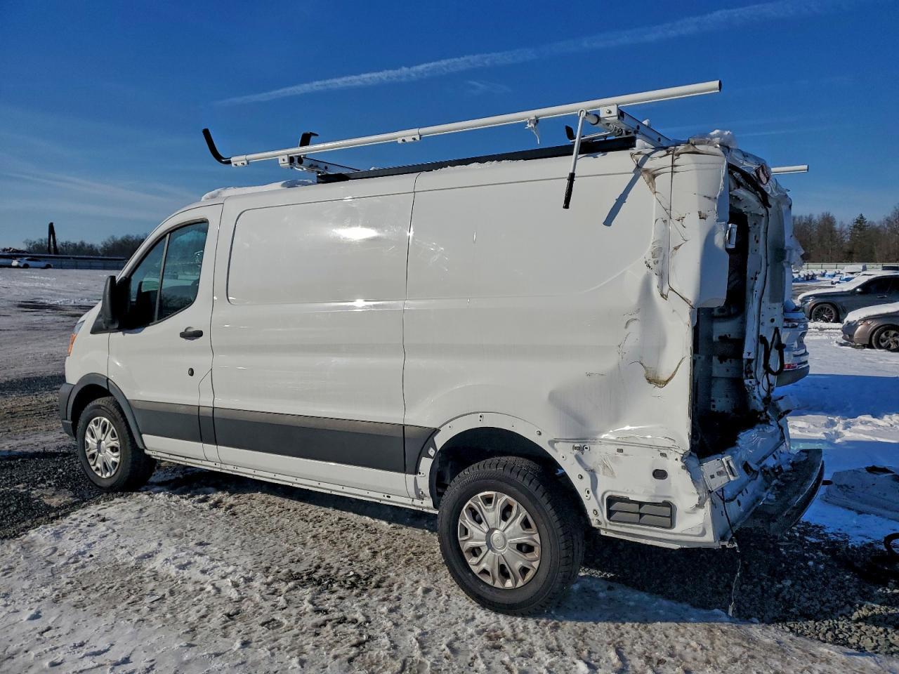 2022 Ford Transit T-250