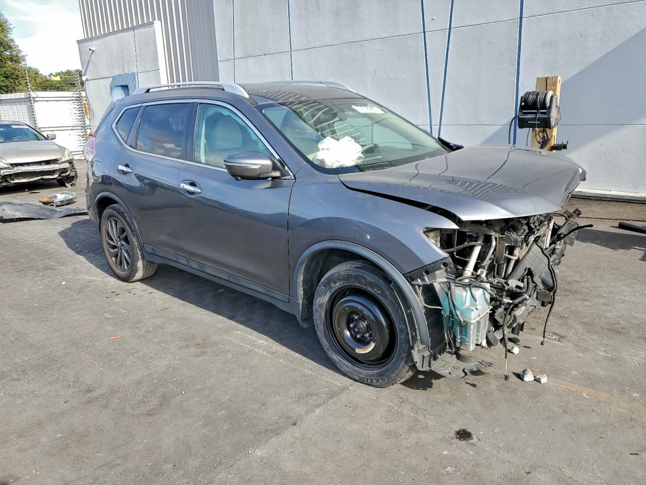 2016 Nissan Rogue sl