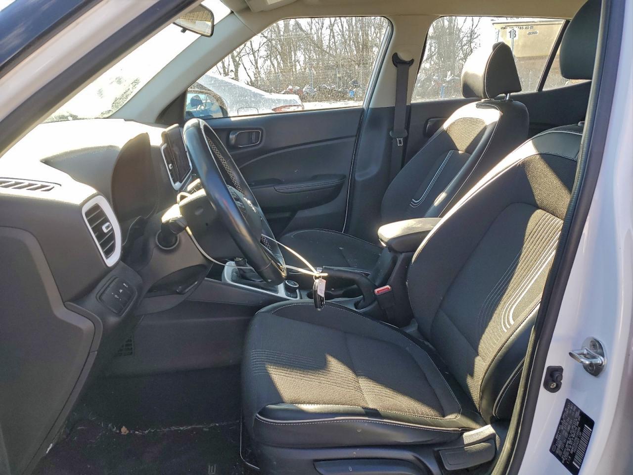 2022 Hyundai Venue sel