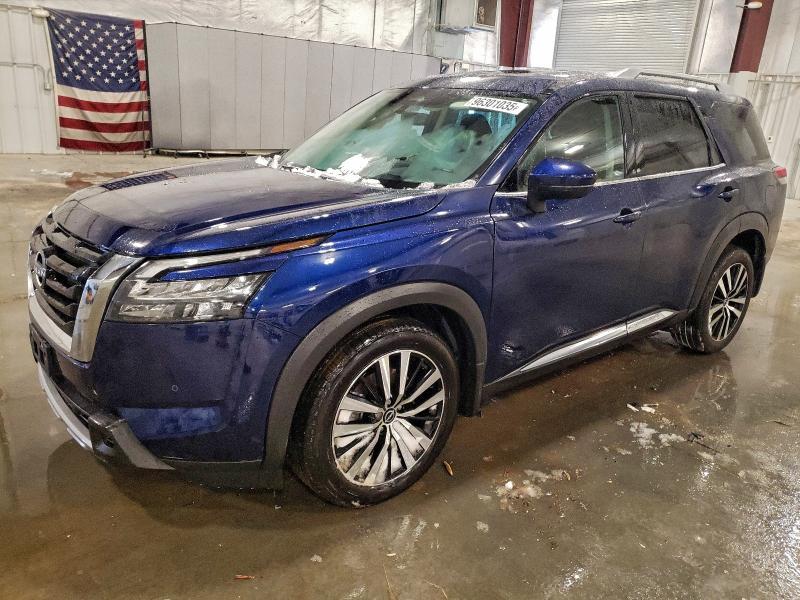 2025 Nissan Pathfinder Platinum