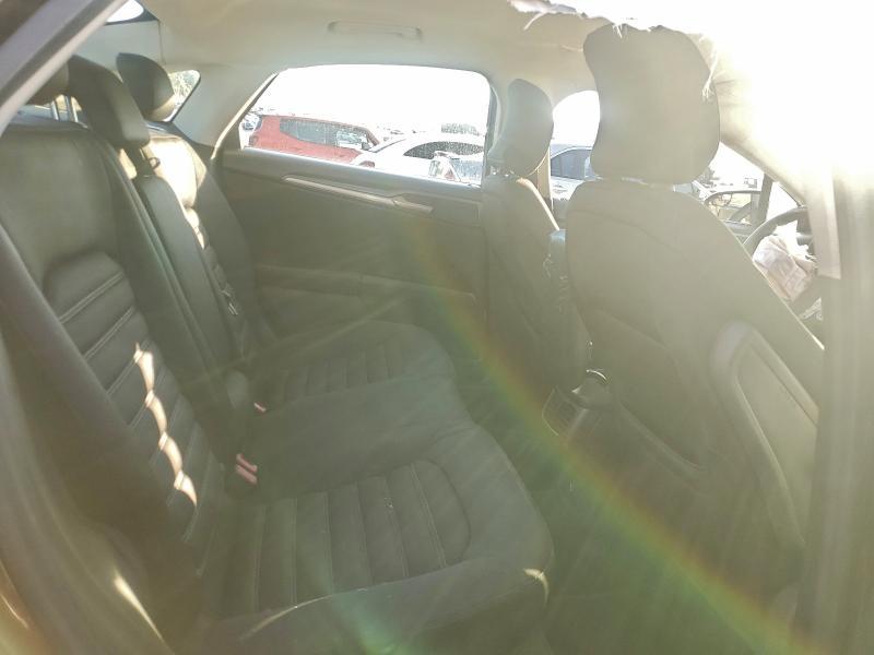 2015 Ford Fusion se