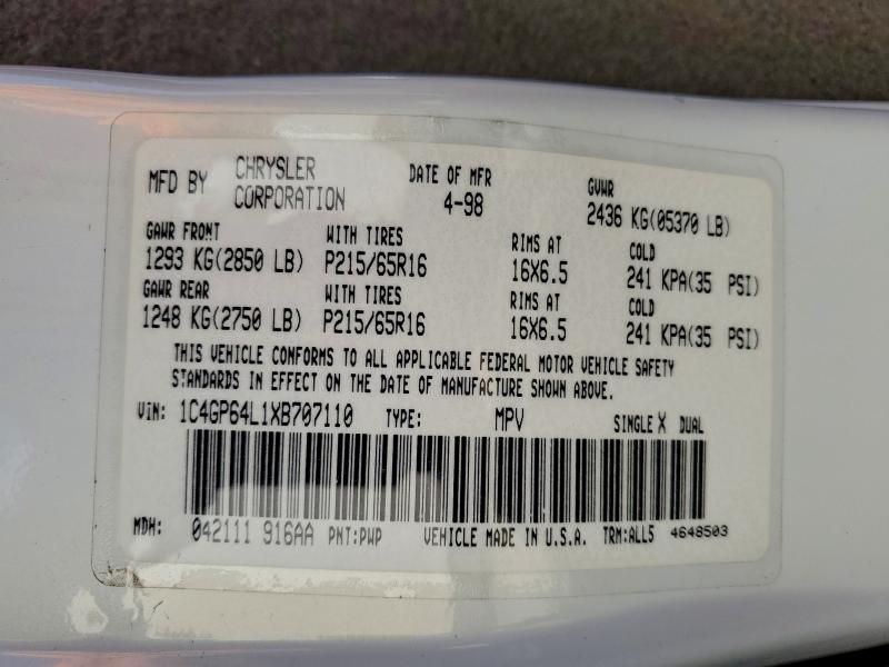 1999 Chrysler Town & Country Limited