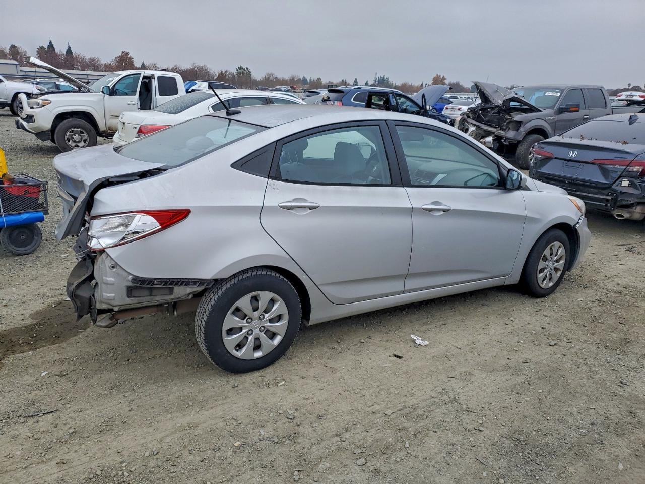 2015 Hyundai Accent gls