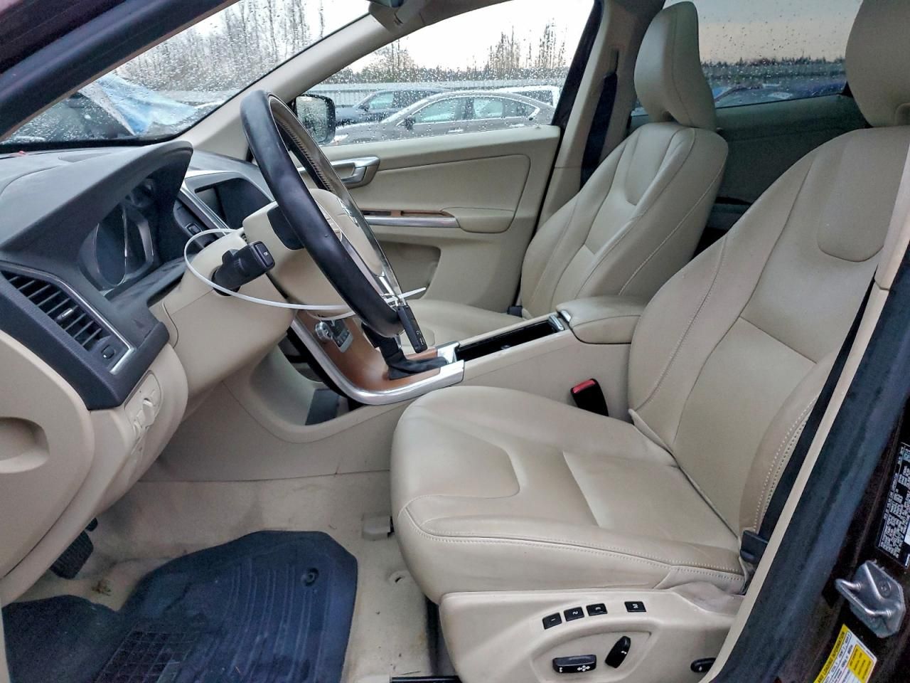 2015 Volvo Xc60 T5 Platinum