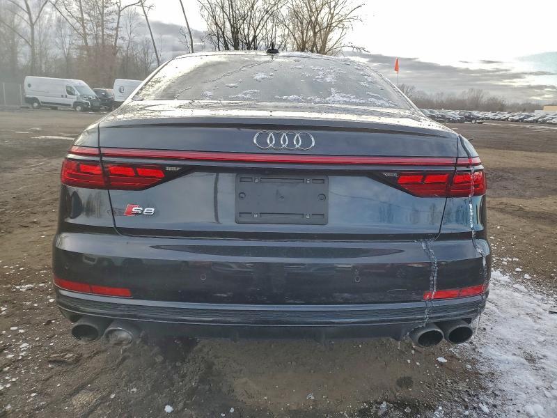 2021 Audi S8