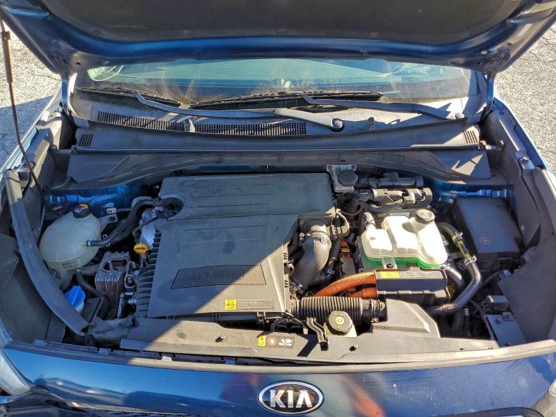 2017 KIA Niro fe