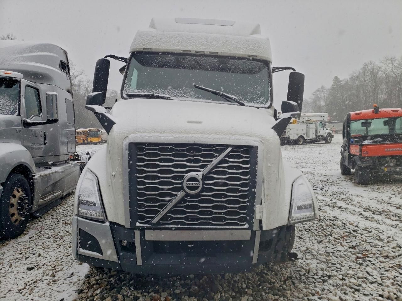 2023 Volvo VNL Semi Truck